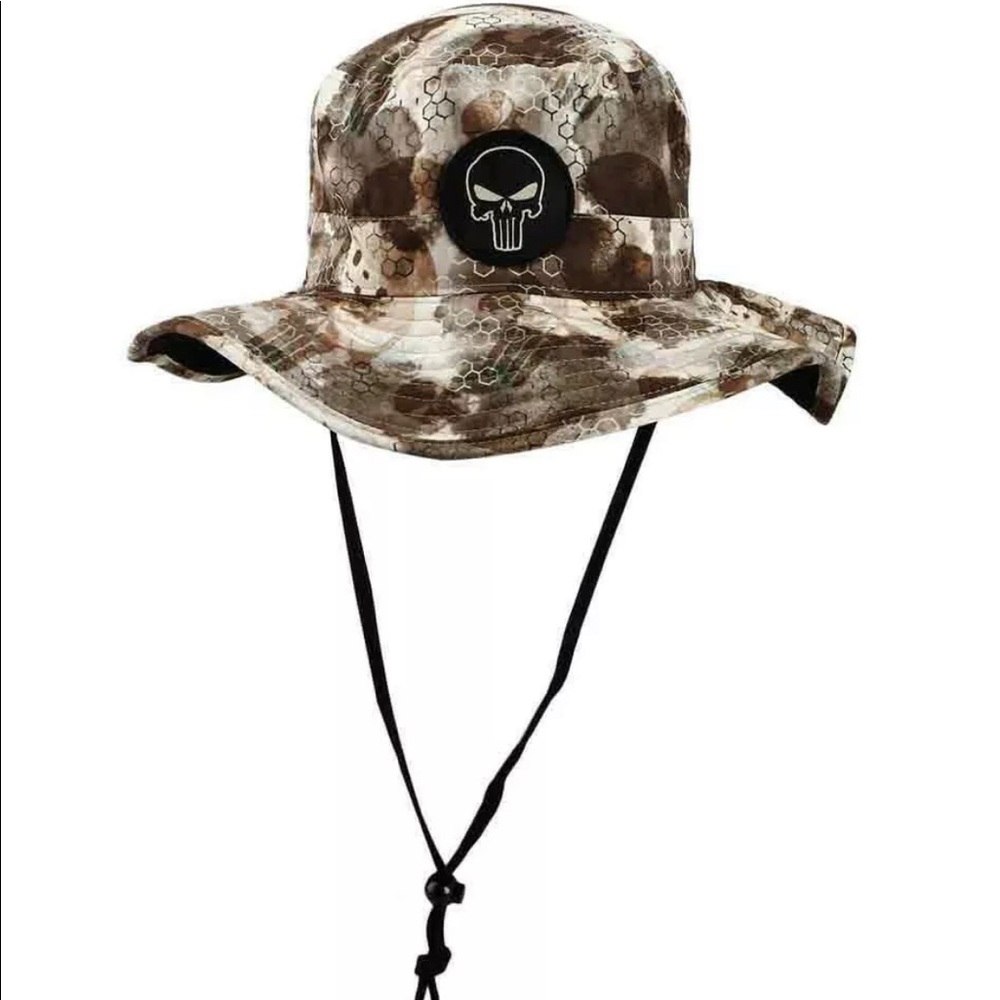 MARVEL PUNISHER CAMO NECK DRAPE SUN HAT